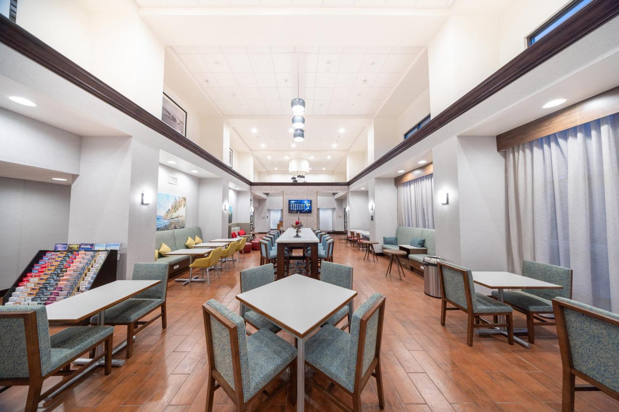 Hampton Inn & Suites By Hilton Seattle/Kent Buitenkant foto
