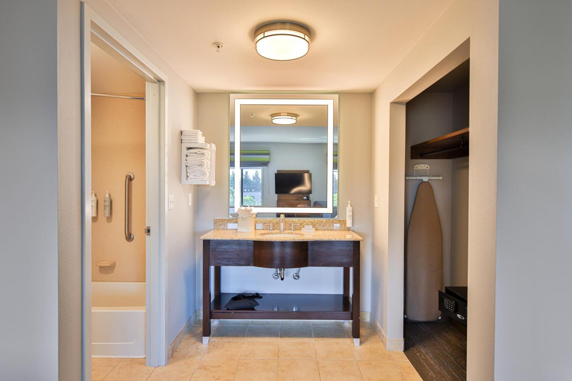 Hampton Inn & Suites By Hilton Seattle/Kent Buitenkant foto